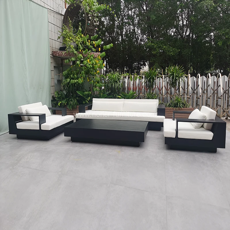 Bingkai aluminium hitam minimalis modern sofa luar ruangan