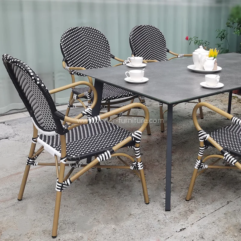 Modern Tahan Air Tahan Aluminium Pe Rattan Dining Set