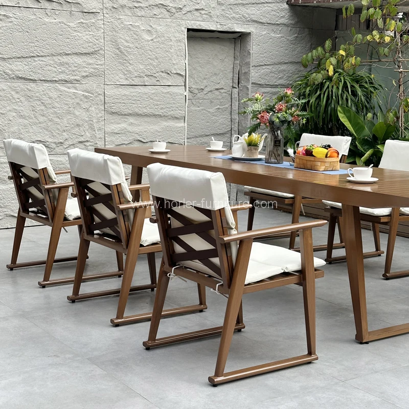 Meja dan kursi makan bingkai aluminium outdoor