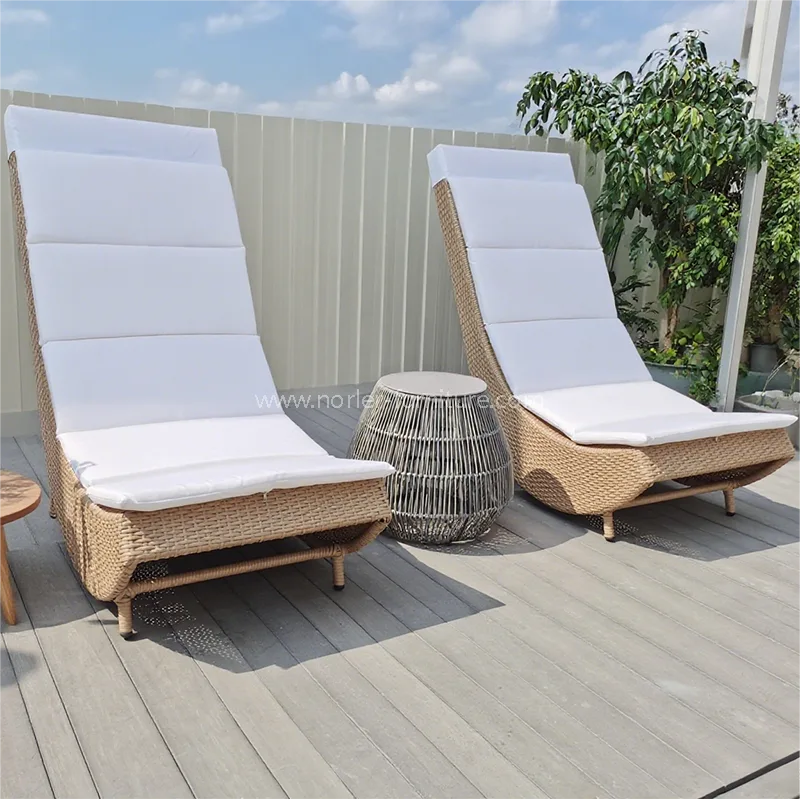 Bingkai Aluminium Luar Ruang Luar Ruang Lounger Sun Rattan