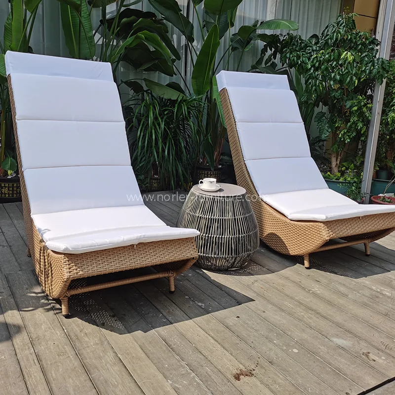 Bingkai Aluminium Luar Ruang Luar Ruang Lounger Sun Rattan